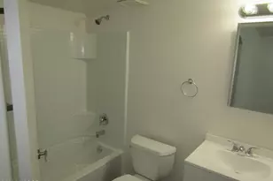 618 N B St, Lompoc, CA 93436 - Photo 7
