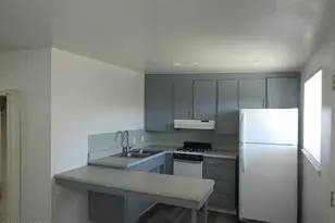 618 N B St, Lompoc, CA 93436 - Photo 3