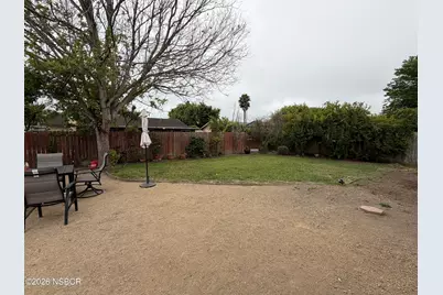 1116 W Cherry Avenue, Lompoc, CA 93436 - Photo 19