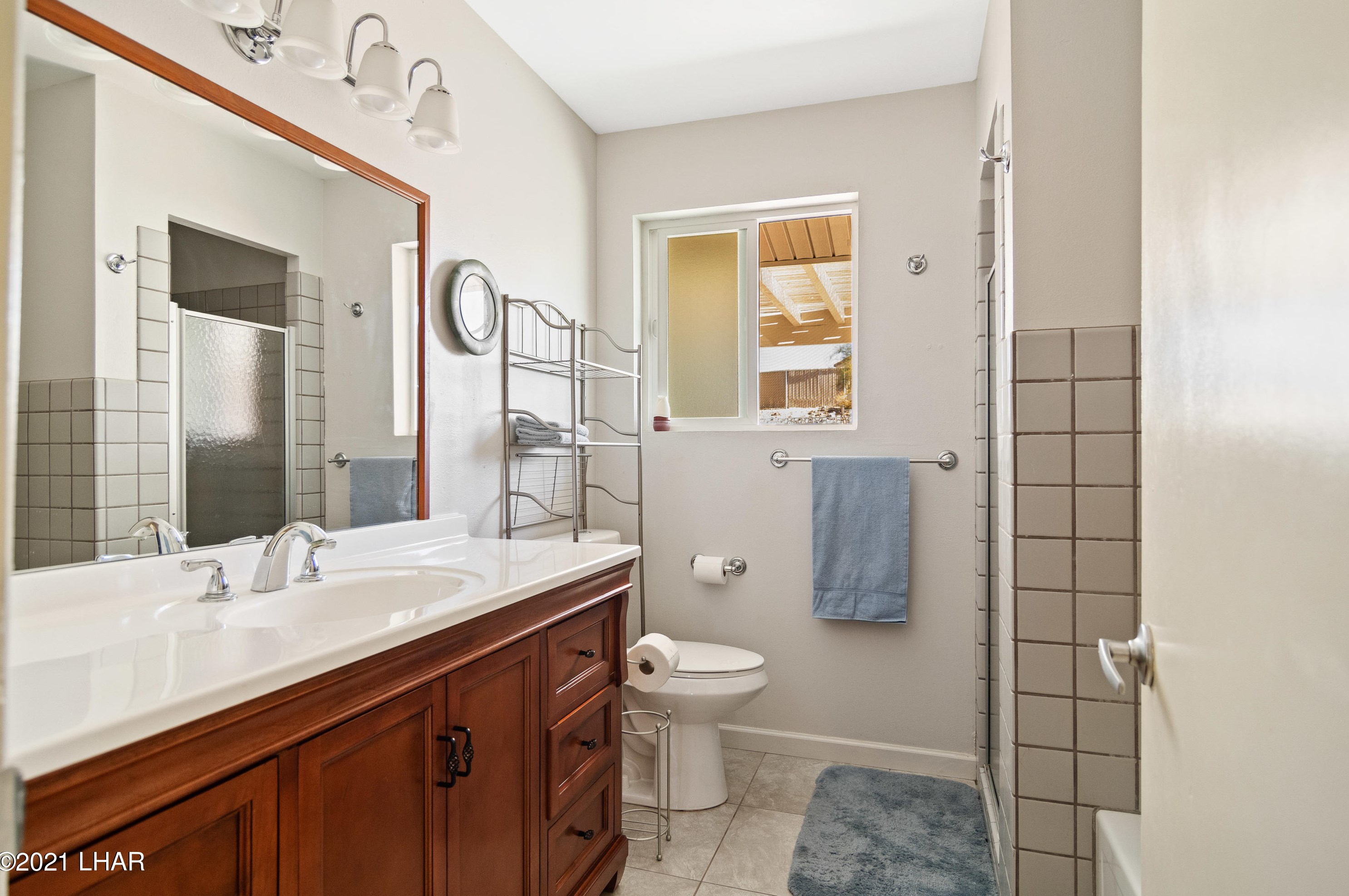 370 Corvair Dr, Lake Havasu City AZ  86406-7069 exterior