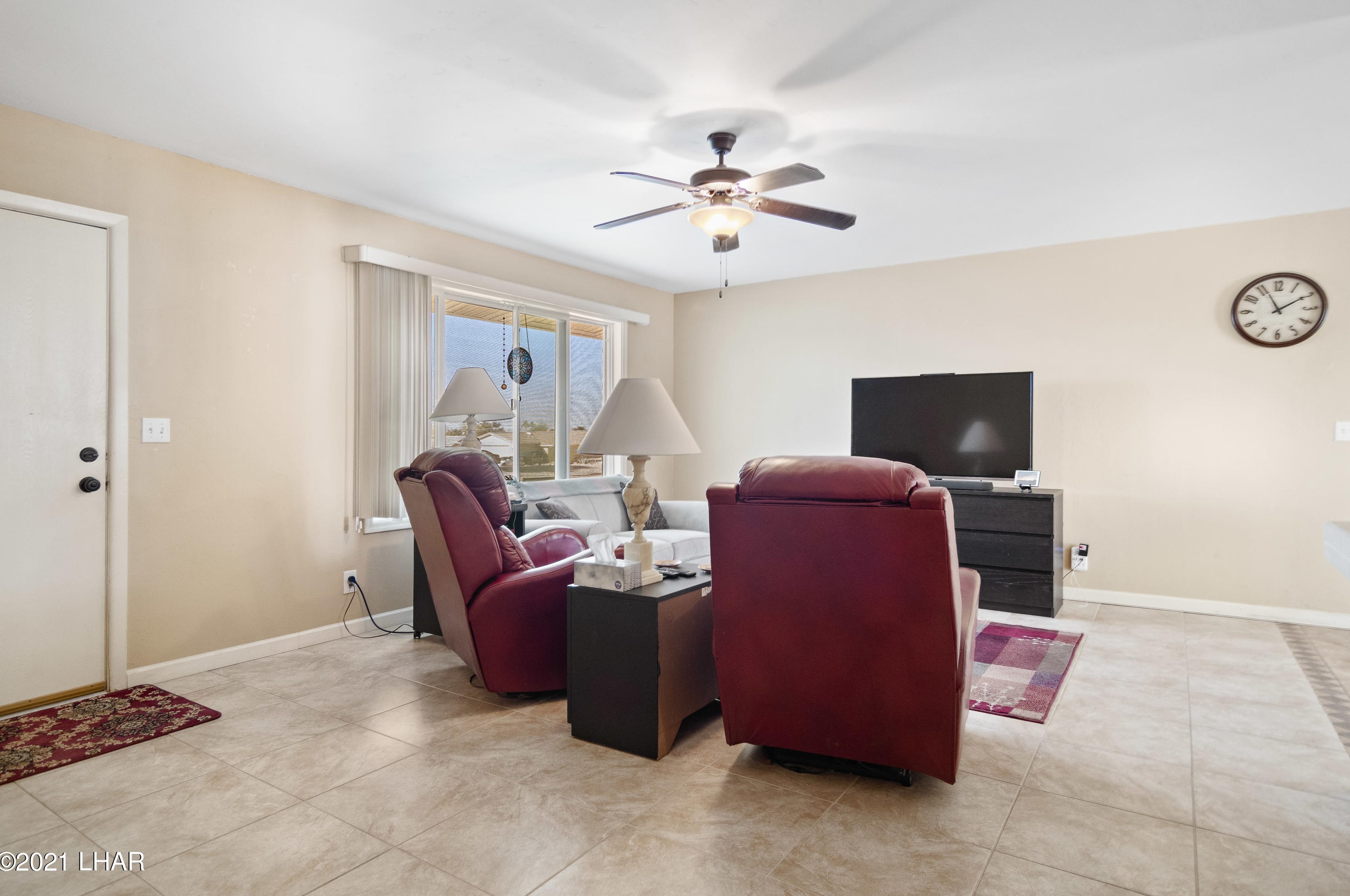 370 Corvair Dr, Lake Havasu City AZ  86406-7069 exterior
