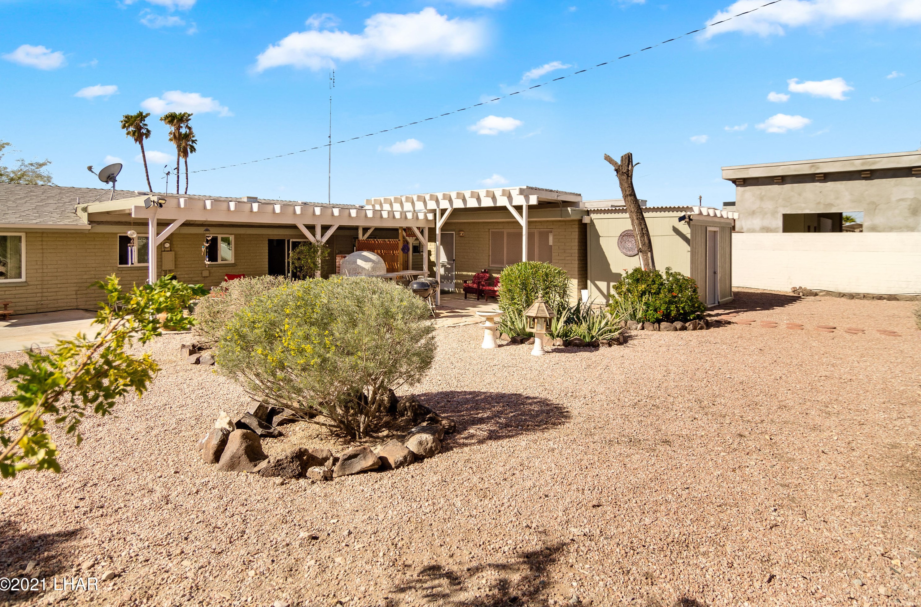 370 Corvair Dr, Lake Havasu City AZ  86406-7069 exterior