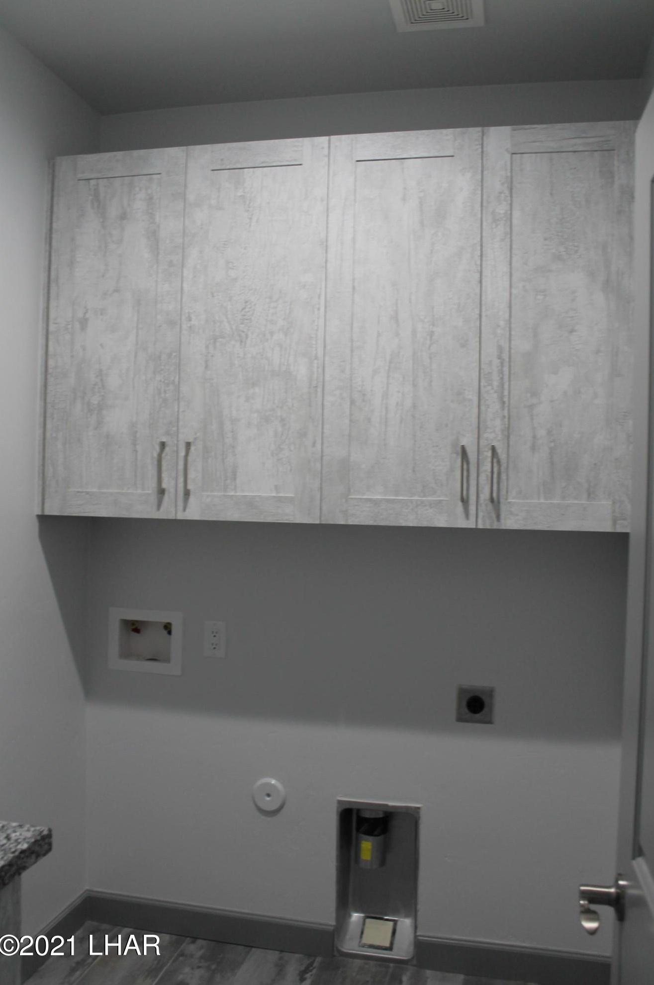 24 Tiburon Ln, Lake Havasu City AZ  86403-6038 exterior