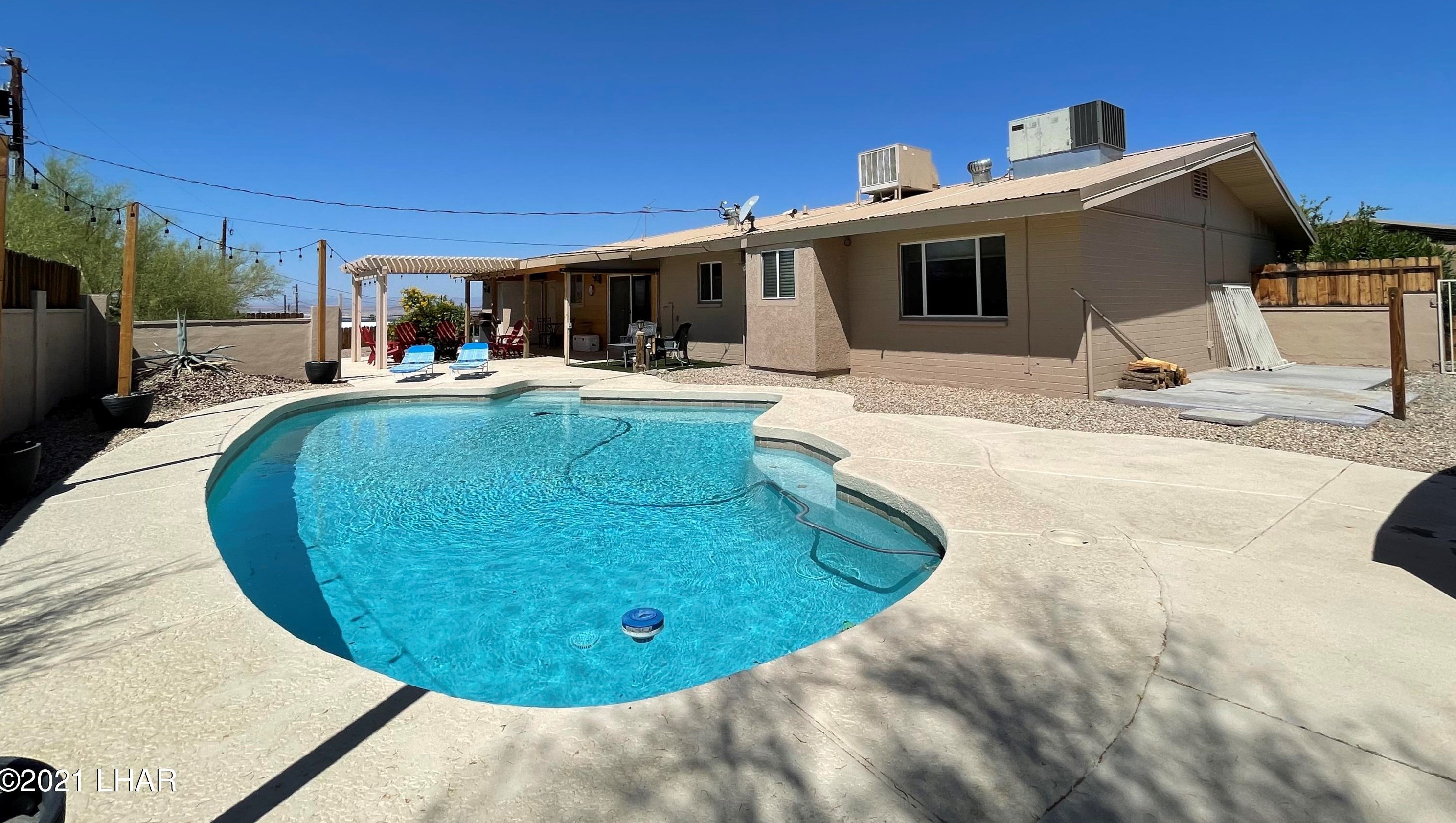 2450 Smoketree Ave, Lake Havasu City AZ  86403-5148 exterior