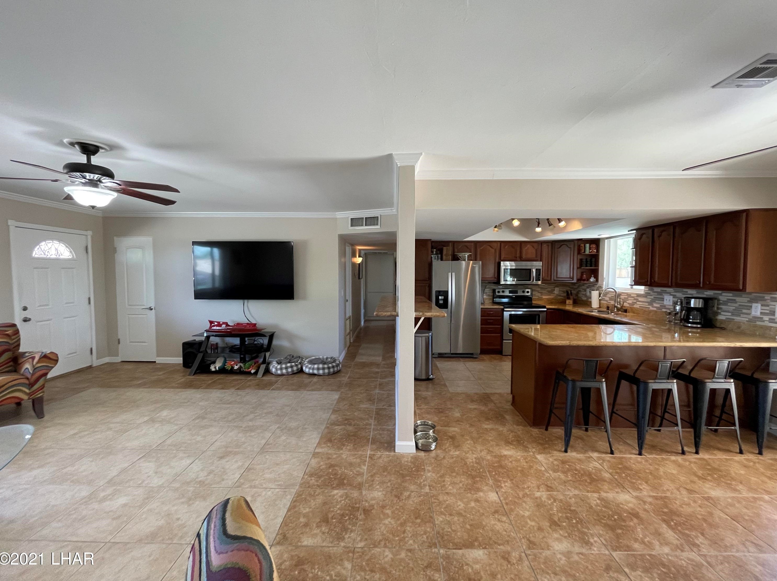 2450 Smoketree Ave, Lake Havasu City AZ  86403-5148 exterior