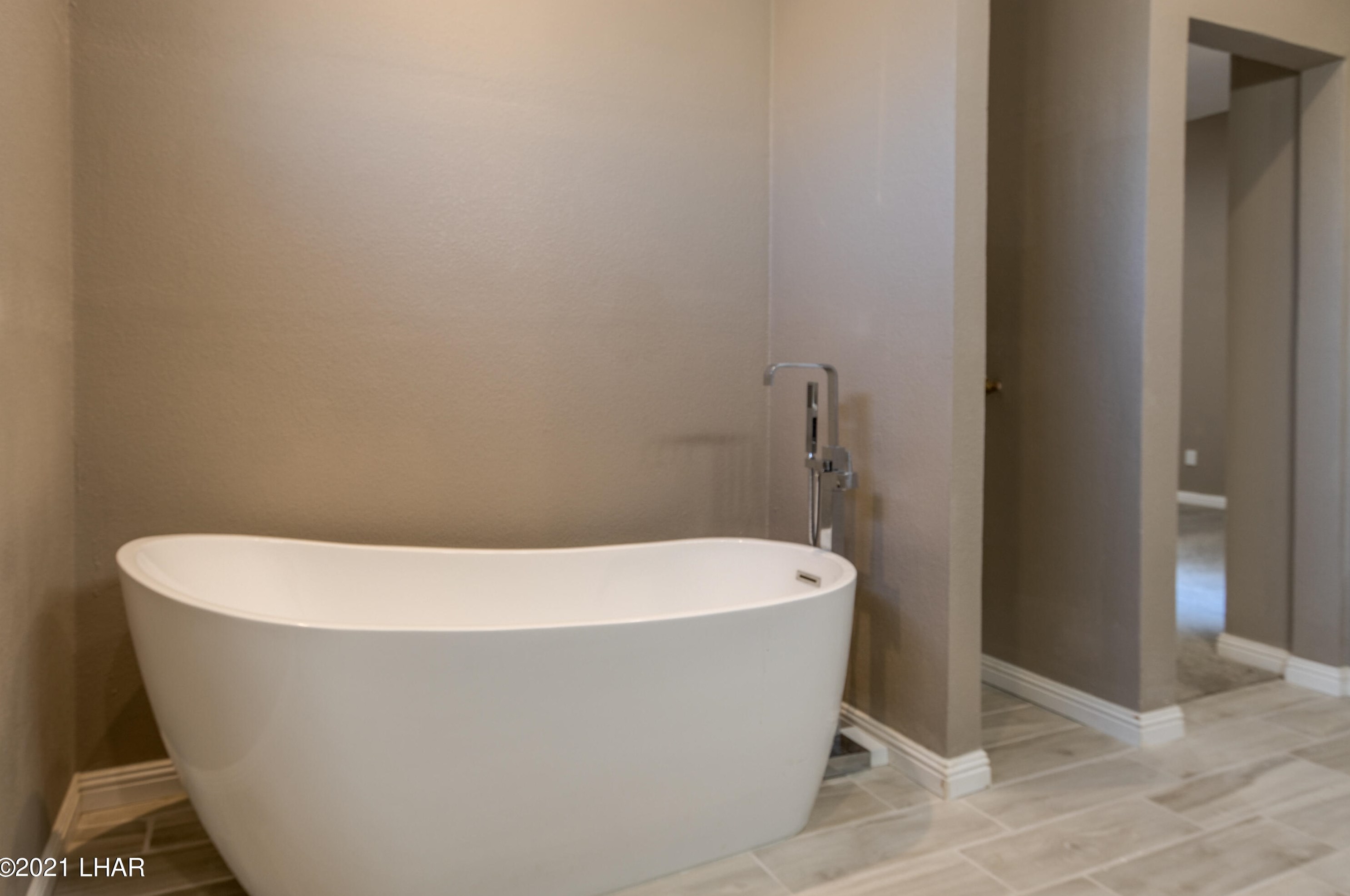 2140 Smoketree Ave, Lake Havasu City AZ  86403-5808 exterior