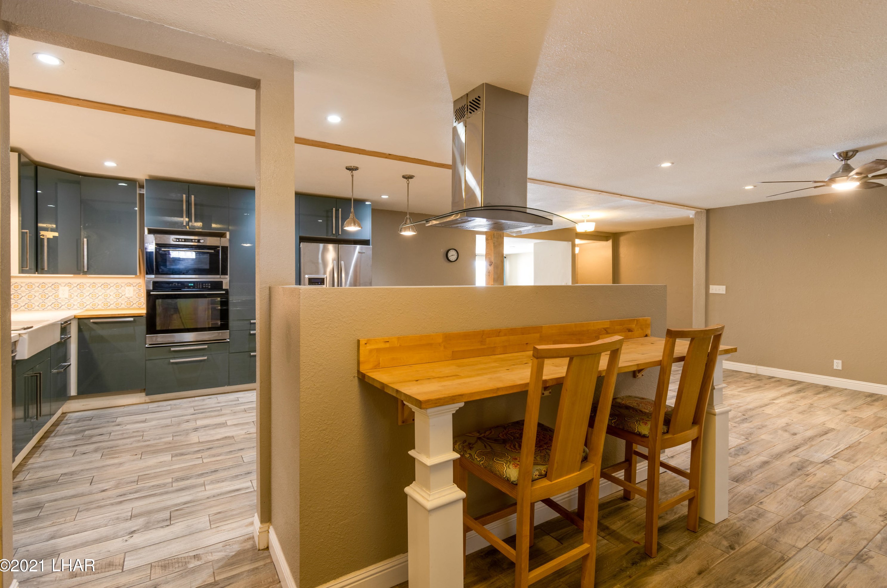 2140 Smoketree Ave, Lake Havasu City AZ  86403-5808 exterior