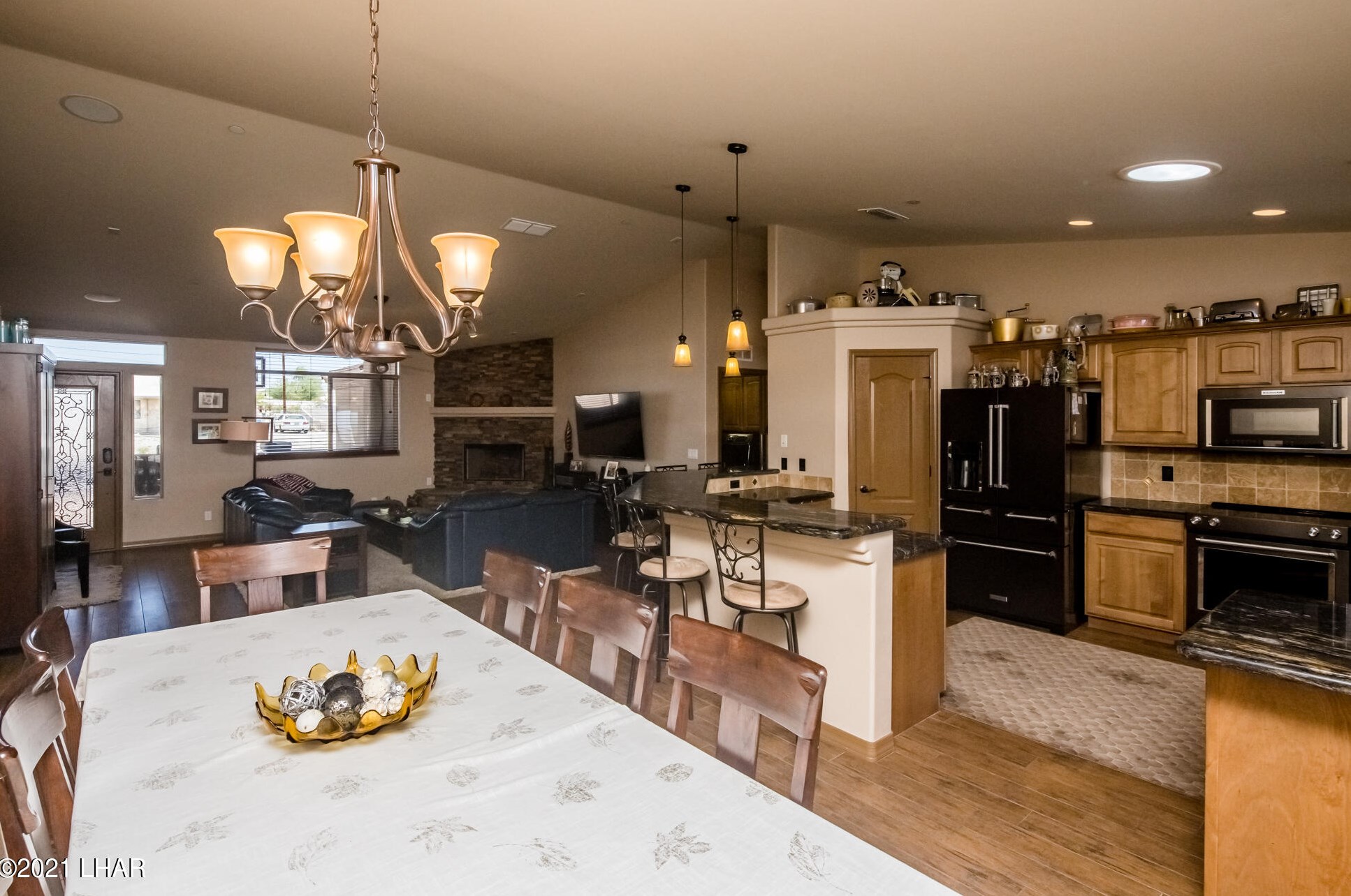 2481 Inverness Dr, Lake Havasu City AZ  86404-1272 exterior