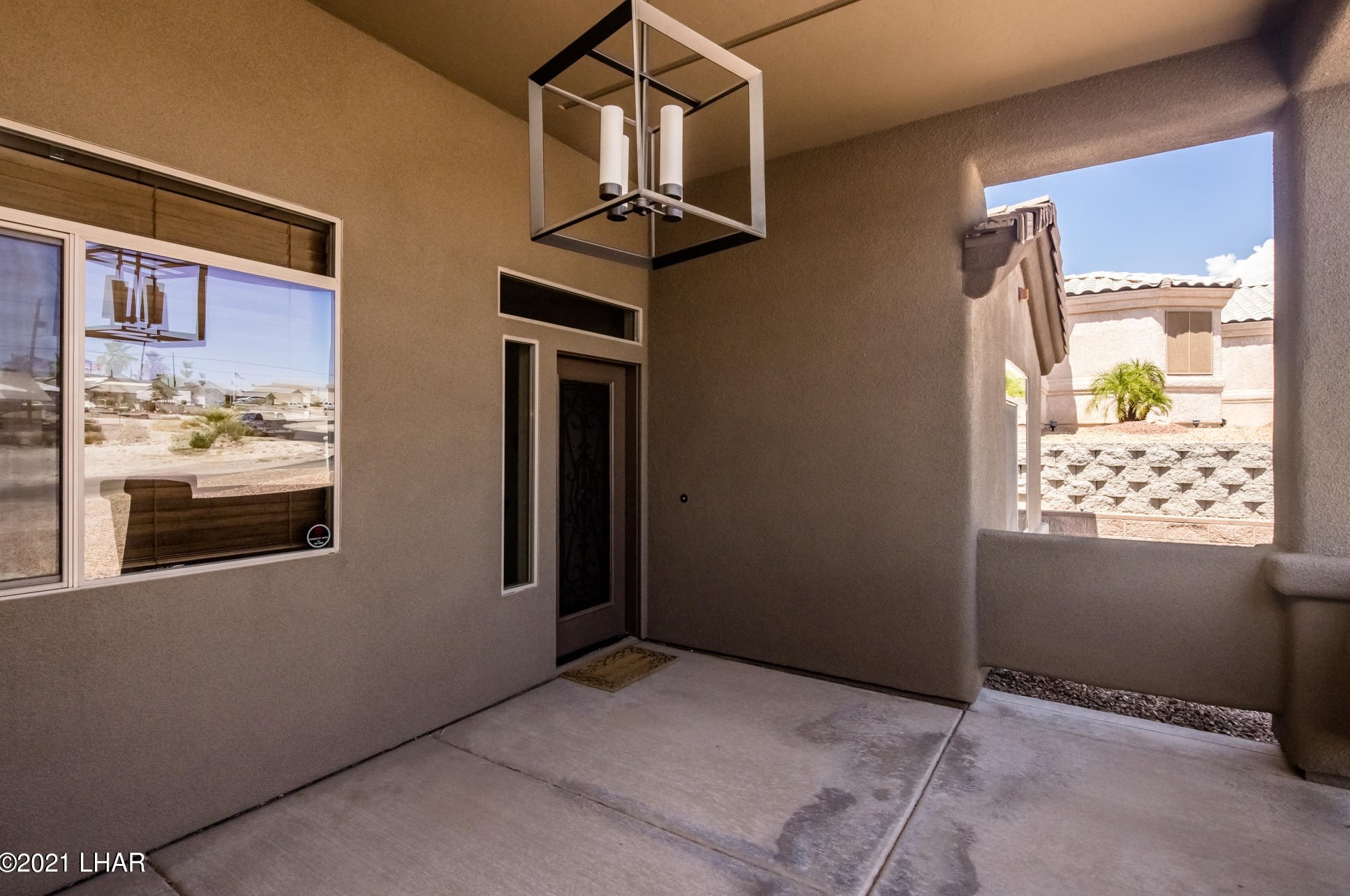 2481 Inverness Dr, Lake Havasu City AZ  86404-1272 exterior
