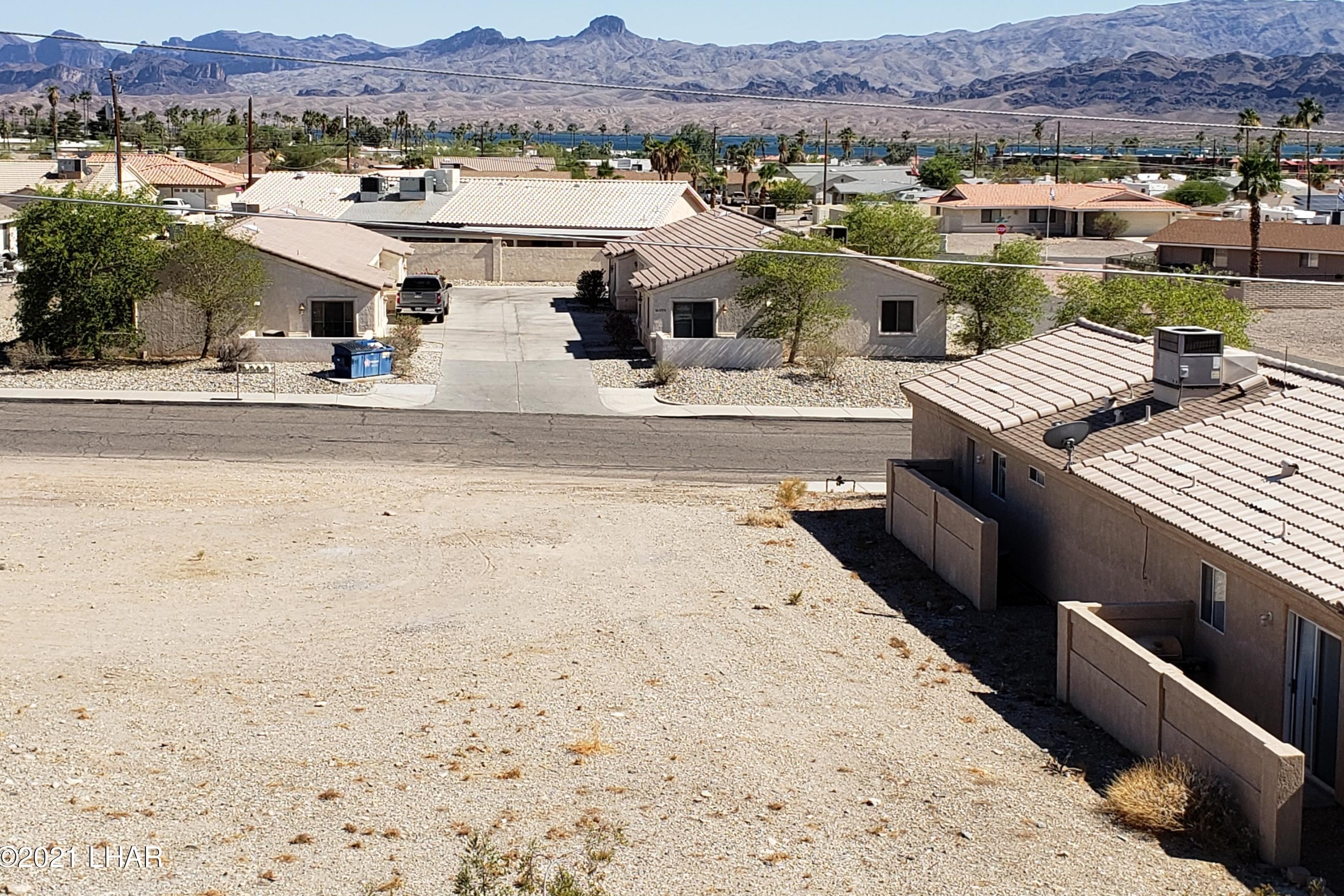 1806 Swanson Ave, Lake Havasu City AZ  86403-5701 exterior