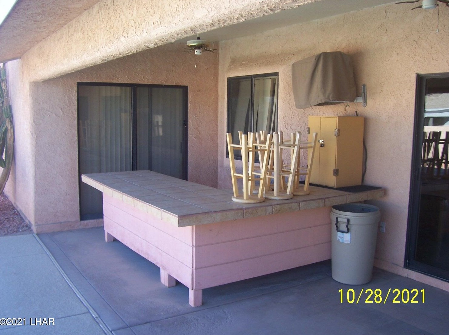 1921 Burgundy Ln, Lake Havasu City AZ  86404-1043 exterior