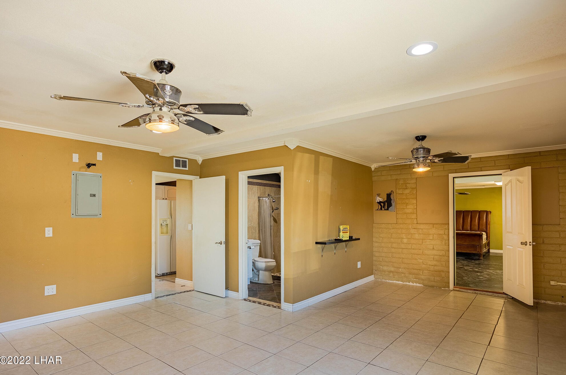 2943 Sombrero Dr, Lake Havasu City AZ  86404-3241 exterior