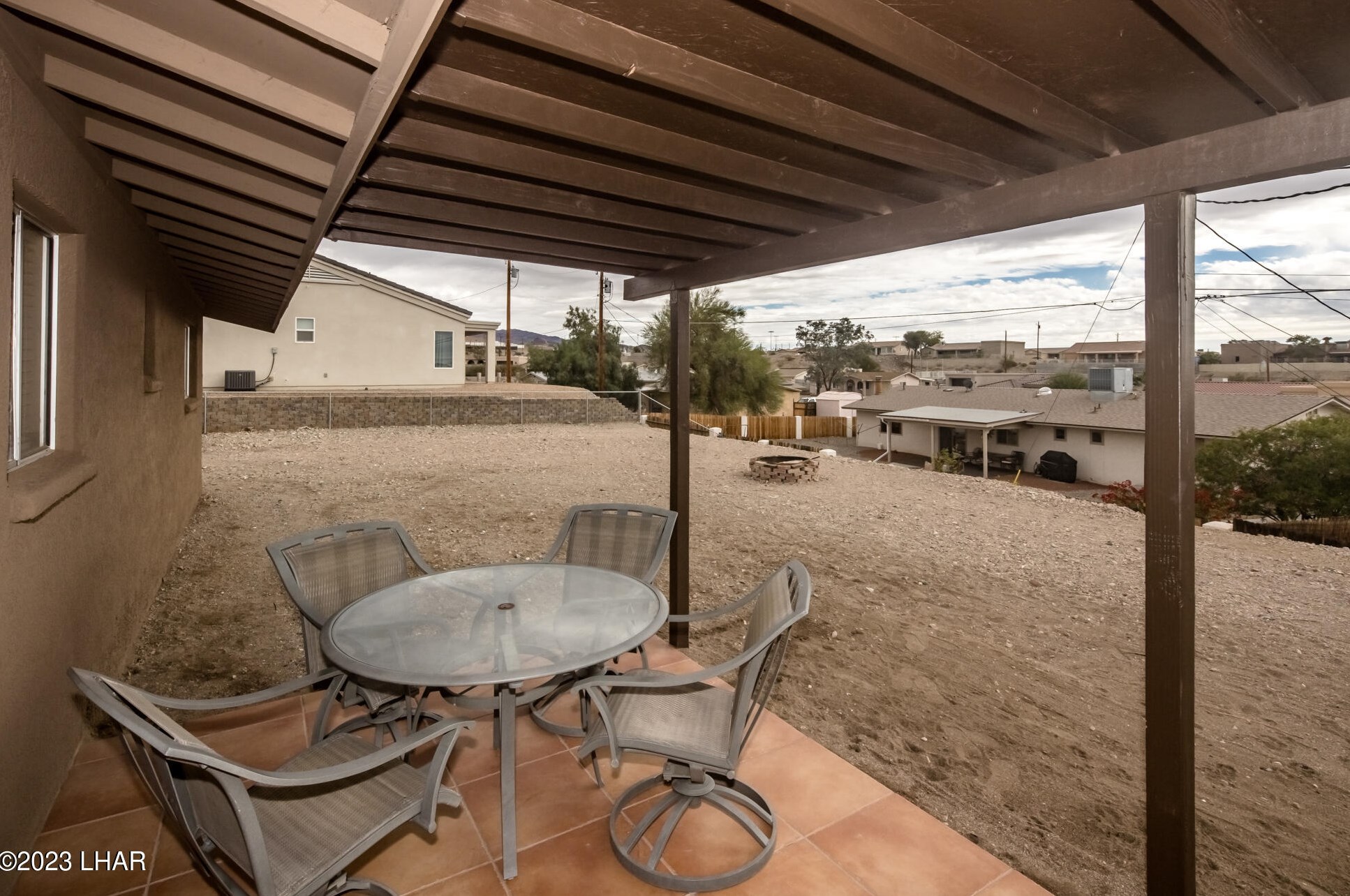 2400 Tigertail Dr, Lake Havasu City AZ  86403-4975 exterior