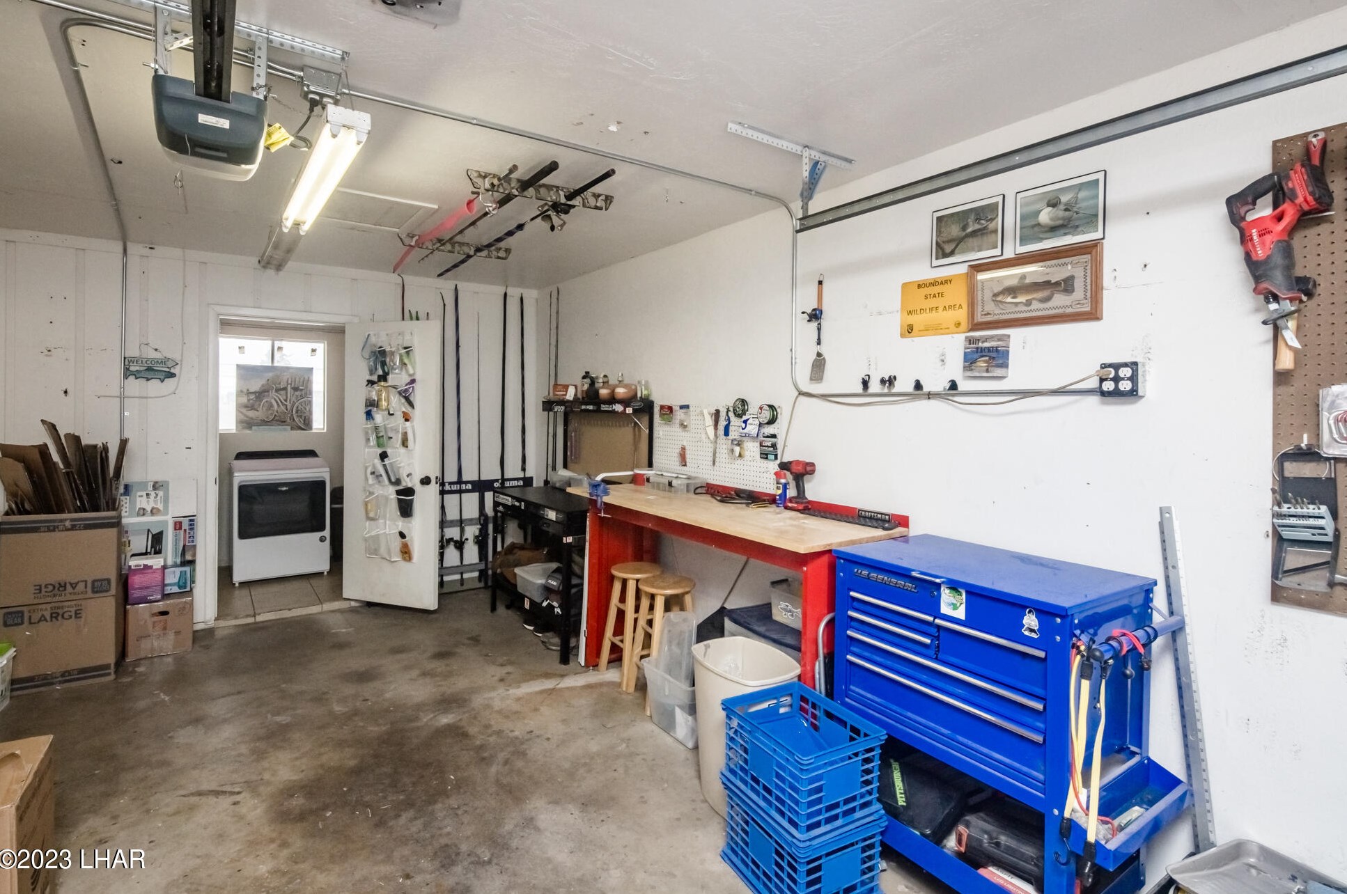 2400 Tigertail Dr, Lake Havasu City AZ  86403-4975 exterior