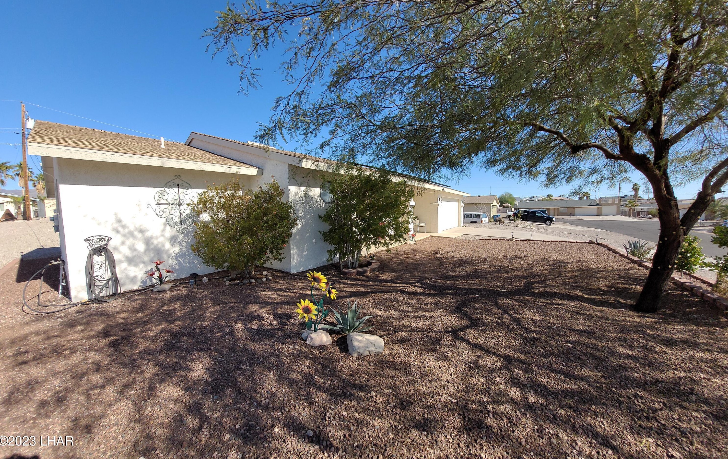 3615 Sunny Point Dr, Lake Havasu City AZ  86406-7235 exterior